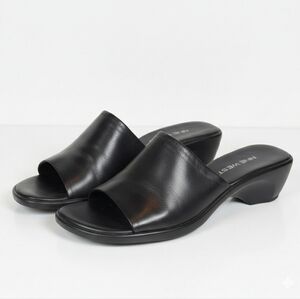 Nine West Grimace Black Leather Low Wedge Slide Sandals Womens Size 6